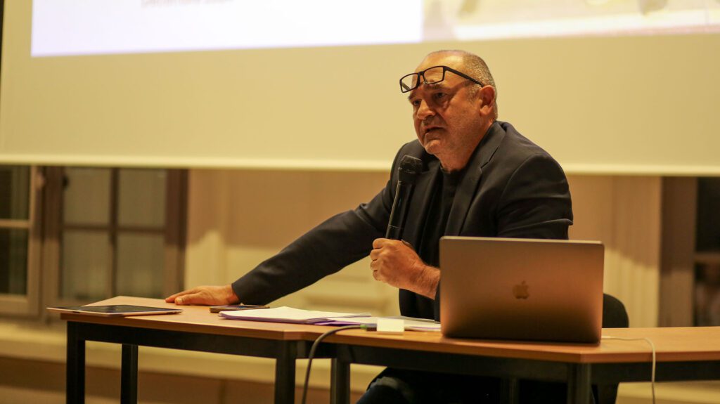 Quand les Papes font polémique : Pie XII pendant la seconde guerre mondiale, Jean Paul II terrassé par une météorite ! 10 Mao 3