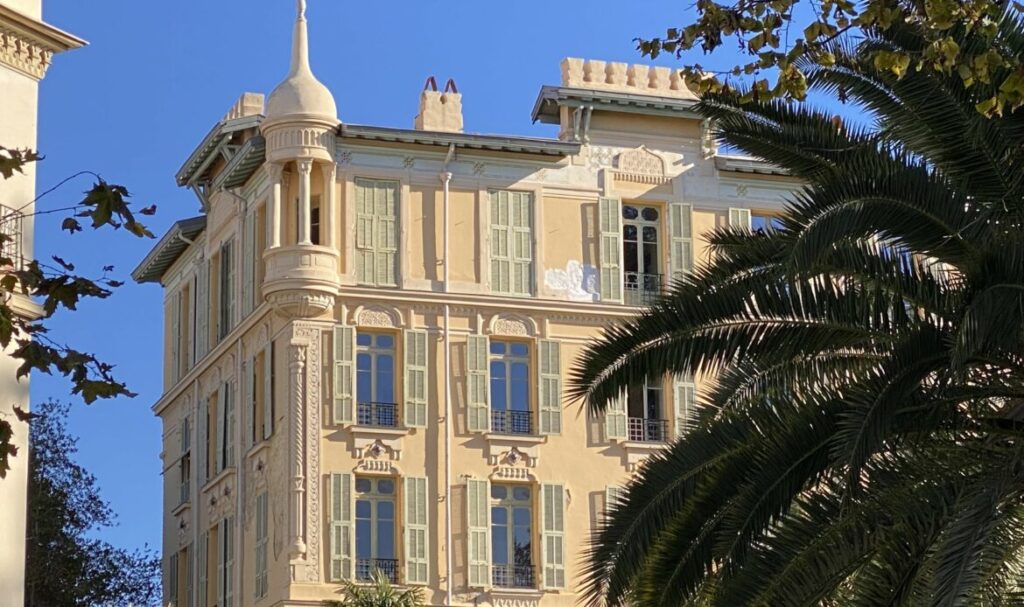 🏛️ VISITE GUIDÉE : Cimiez : Le Bal de la Belle Époque: Fastes et palais de l'aristocratie hivernante 11 Residence LAlhambra Nice Cimiez 1170x694 1